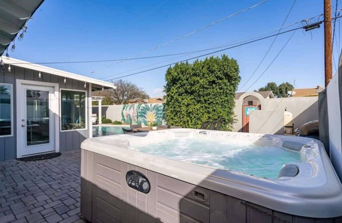 Scottsdale Estates Nine House | Exclusive 4BR Oasis: Heated Pool & Games