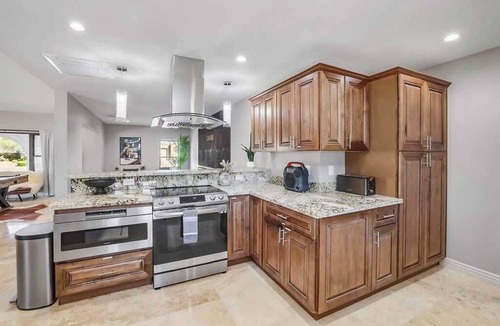 Thunderbird Desert Estates House | Exclusive oasis: pool, games, sleeps 12