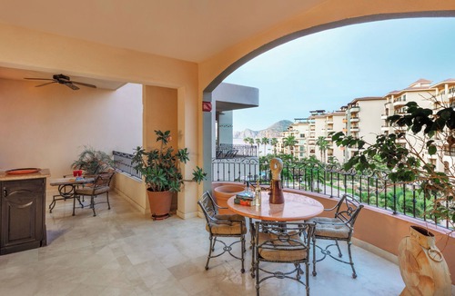 El Medano Ejidal Villa | Experience Luxury: Book Your Escape - Villa La Estancia 1509