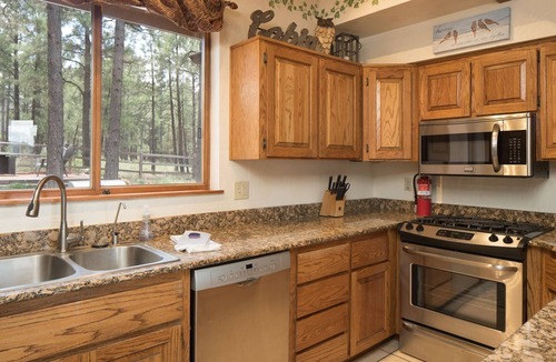 Flagstaff Cabin | Exquisite 4BR Country Club Cabin is the Perfect Mountain Getaway!