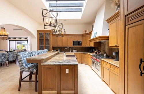 Cabo San Lucas Villa | Exquisite 4BR Villa with Breathtaking Views - Golf Cart and Airport Transportation Included!