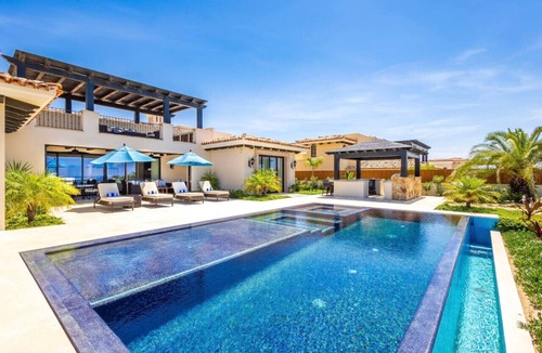 Cabo San Lucas Villa | Exquisite 4BR Villa with Breathtaking Views - Golf Cart and Airport Transportation Included!
