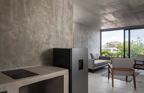 Puerto Juarez Villa | Fabulous villa for groups in Playa del Carmen, great rooftop common area pool.