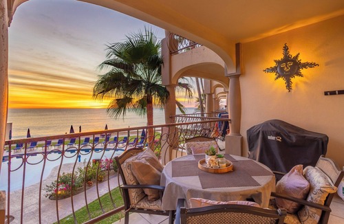 San Jose del Cabo Condo | Family Friendly Las Olas Oceanfront Remodeled 2BR Steps to Surf, Sand & Dining!