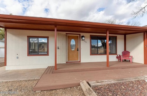 Williams House | Family Friendly, Great for Big Groups, Large Parking Area !