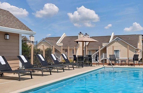 Tucson Hotel | Family Friendly Stay w/Free Breakfast, Pool & Gym Access! Pets Welcome!