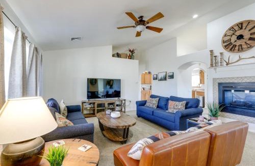 Flagstaff House | Flagstaff Home w/Hot Tub & Mountain Views
