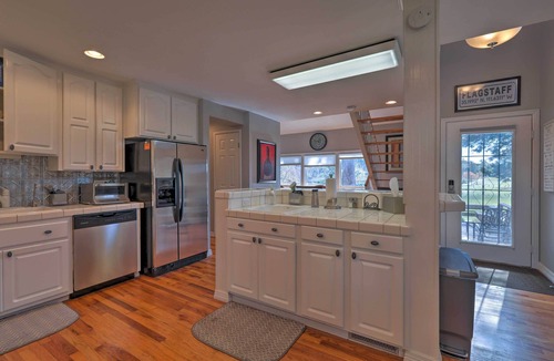 Flagstaff House | Flagstaff Townhome w/View, Country Club Amenities