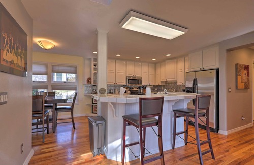 Flagstaff House | Flagstaff Townhome w/View, Country Club Amenities