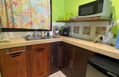 Celestun Apartment | FLORA: Lovely suite in charming Celestun with AC & King bed.