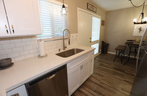 Fashion Square House | Freshly Remodeled Townhouse in Old Town Scottsdale!
