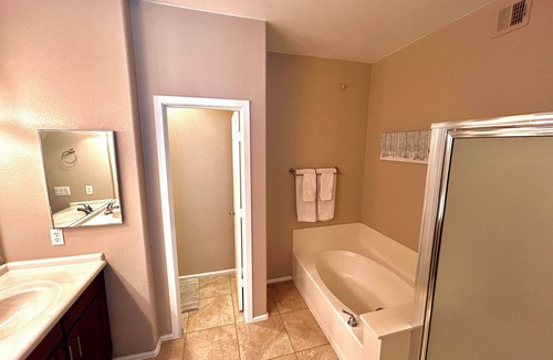 Glendale Sports and Entertainment District House | Fully furnished townhome in Westgate, Glendale