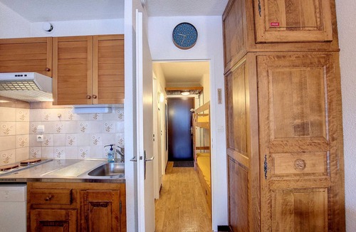 La Rosiere Apartment | Functional studio near slopes and shops, balcony and mountain corner