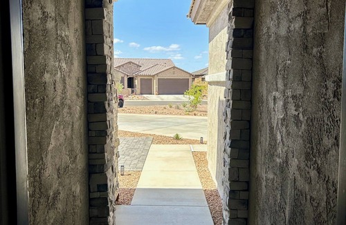 Quail Creek House | Furnished 2 BR+Den home for your stay in Quail Creek