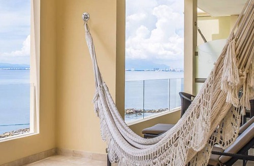 South Shore Hotel Area Resort | Garza Blanca Luxury Awaits!