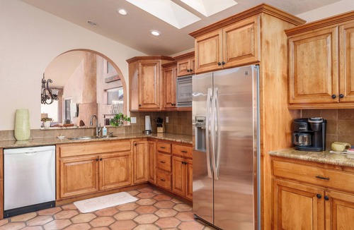Oak Creek House | Golf - Bike - Hike ~ 5 Star Reviews ~ RELAX and Enjoy!