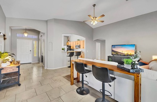 Maricopa House | Golf Community w/Private Pool! Super Clean.