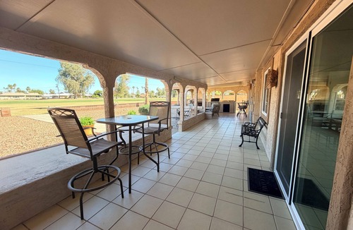 Newlife House | Golf Course Retreat, Renovated, 3 bed 2 Bath Home Great Location, Sleeps 6 Clean