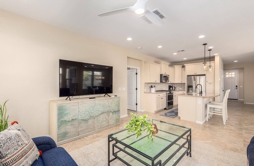 Encanterra House | Gorgeous 2 bedroom/2 bath townhome Located in Golf Course Resort Community