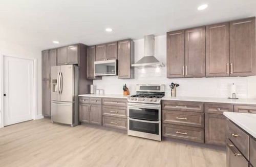 Tucson House | Gorgeous 5 Bedroom/4 Bath Home with Heated Pool!