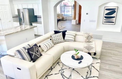 Canada Hills - Village House | Gorgeous Golf Retreat w/Pool/Spa & Mountain Views