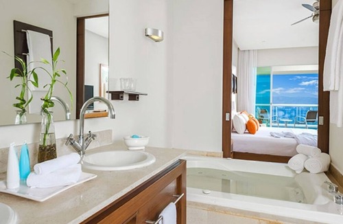 Las Jarretaderas Resort | Gorgeous luxury resort suite w/Jacuzzi tub and private plunge pool.