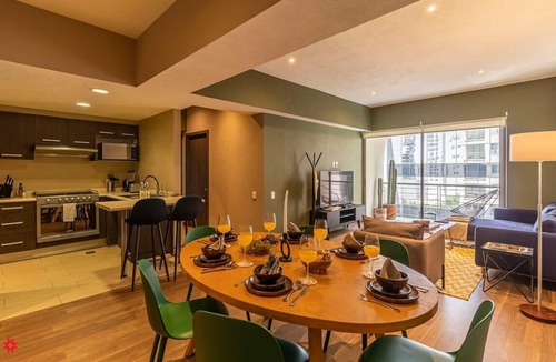 Ampliacion Granada Apartment | Grand Apartment Vive Grand by Kukun