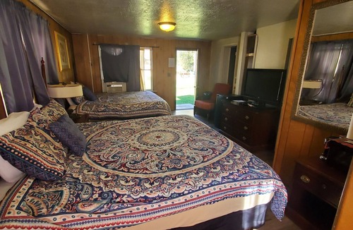 Fredonia Hotel | Grand Canyon Cabin