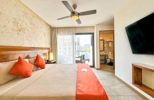 Luis Donaldo Colosio Hotel | Grand Fifty Suites