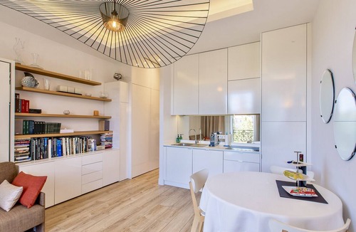 Jean-Medecin Apartment | GRAND HÔTEL – Golden Square 3 min to Beach Green Corridor View AC