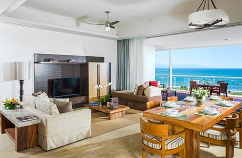 Las Jarretaderas Villa | Grand Luxxe 2 Bdrm Villa. Sleeps 6 & 2 kids. Pool+Golf+Spa+Beach=Luxury Vacation