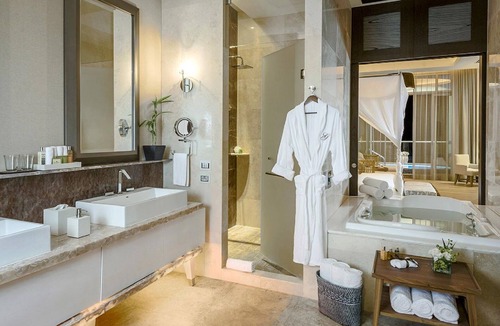 Nuevo Vallarta Resort | Grand Luxxe Residence 4 Bedroom Suite at Vidanta Resort includes Golf & Spa Pkg