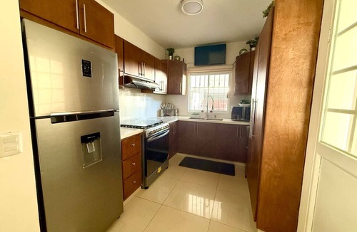 La Paz House | Grand Retreat With Private Pool