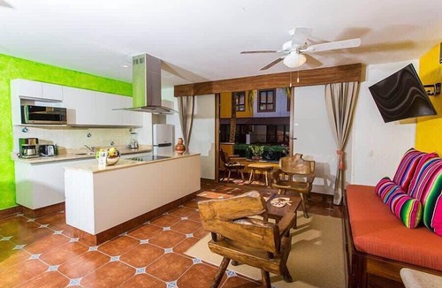 North End Apartment | Great 2BR Master Suite at the Best Boutique Hotel