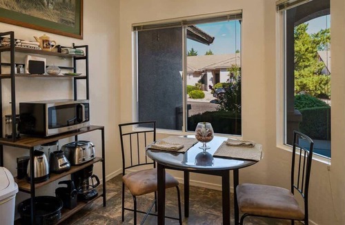 Cottonwood House | Great Location! Comm Pool & Hot Tub! Bronco - S021