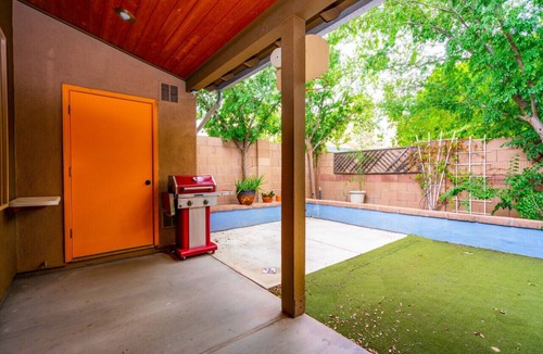 Campus Farm House | Great location in a newly furnished house