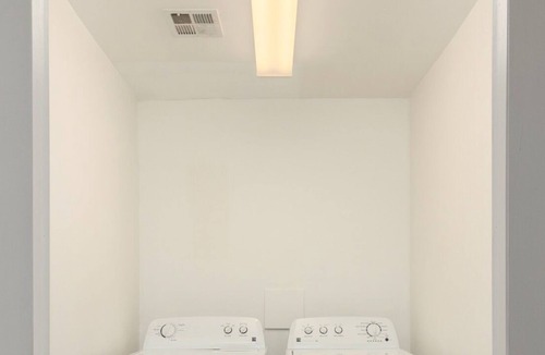 Village Grove House | *Great Summer Rates* | Scottsdale Luxe