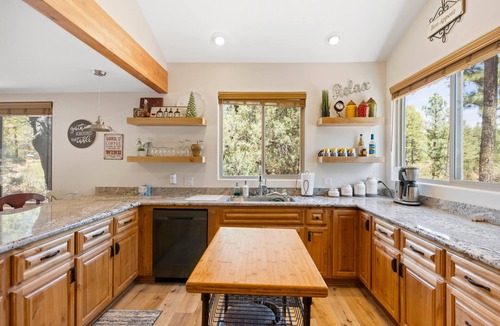 Pine Cabin | Green Elk Retreat Cabin, Cozy Cabin - large side yard with wildlife