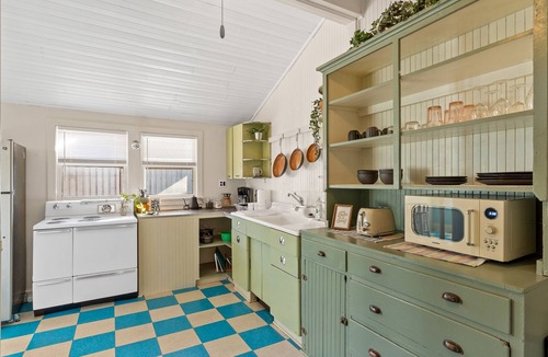 Barrio Viejo House | Groovy Stay near 5 Points Historic Neighborhoods - Pet Friendly!