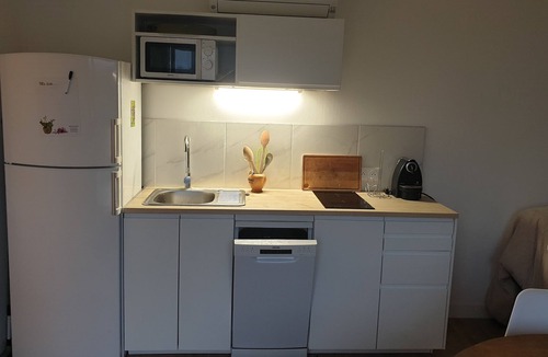 Grossa Apartment | Ground floor apartment in stone terrace 15mn beaches