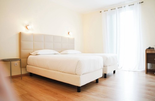 Lucciana Hotel | Hôtel Castellu