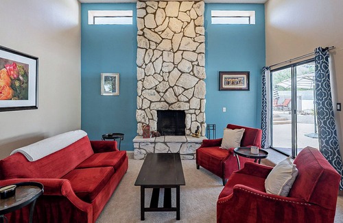 Catalina Madre House | Hacienda Encantada 3BD/2BA Pool & Hot Tub
