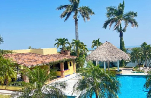 Pueblo Viejo House | Hacienda Girasoles Tampico