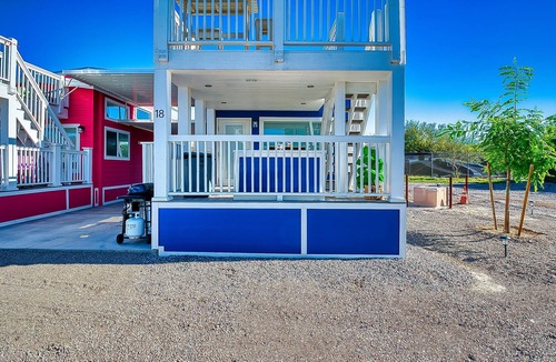 Parker Strip House | Happy Our! at Roadrunner Resort