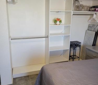 Santa Ana Apartment | Happy Place Plus