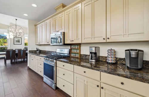 West Sedona House | Heated Infinity Pool - New West Sedona - Spectacular Red Rock Views