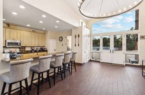 West Sedona House | Heated Infinity Pool - New West Sedona - Spectacular Red Rock Views