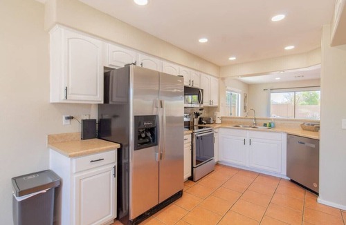 Casa Grande House | Heated Pool/Comfy King/Queen/BBQ