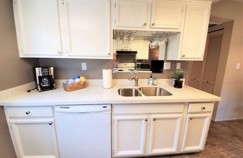 Winfield Place Condo | Hello Scottsdale *Private* Condo w/Heated Pool