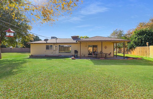 Glendale House | Historic Glendale Home with Huge Yard! Minutes from Shopping
